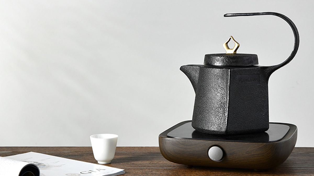Silk Road cast iron teapot wins Alessi praise
